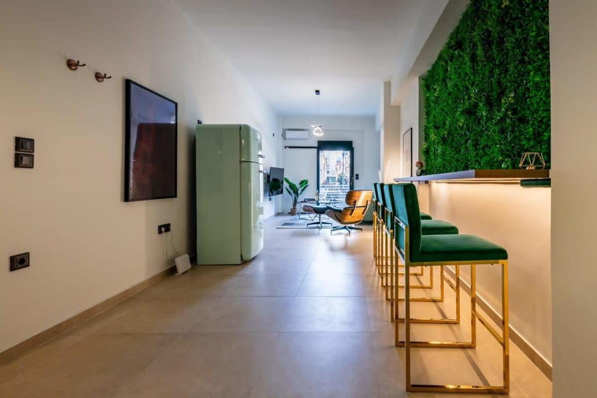Beautiful Elegant Apartment Next To Monastiraki Athena Bagian luar foto
